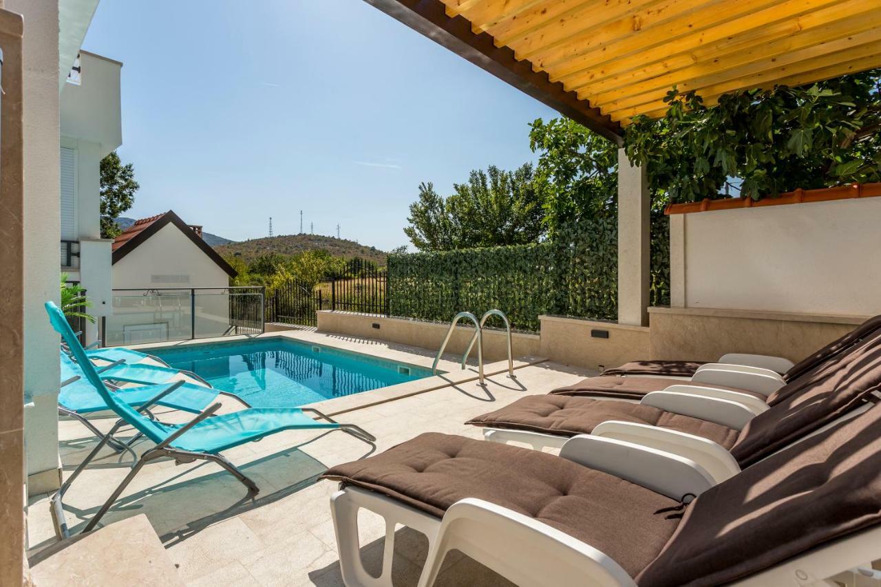 Čisla House Luce With Pool 아파트 외부 사진