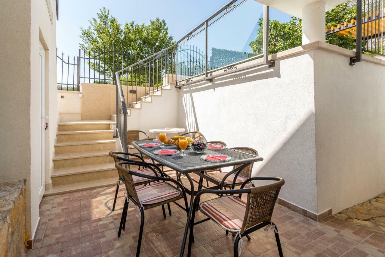 Čisla House Luce With Pool 아파트 외부 사진